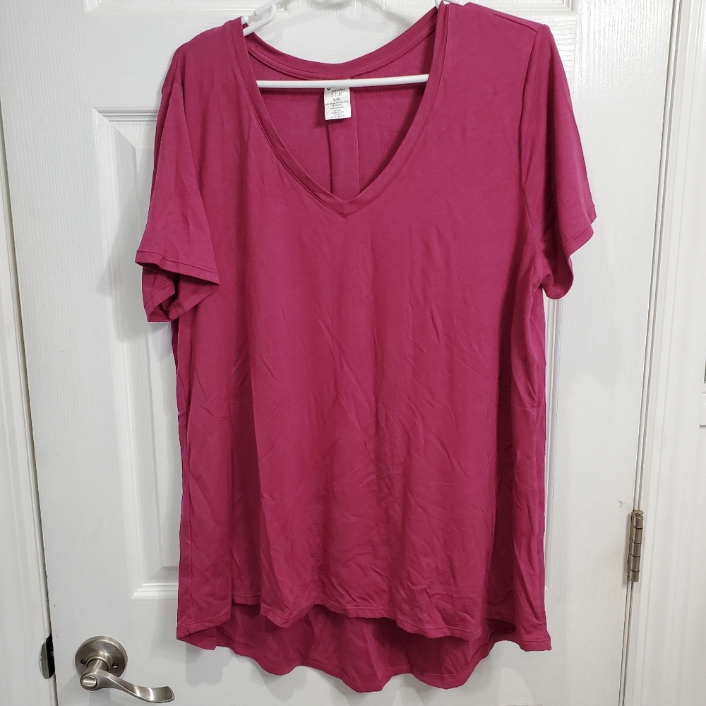 Flowy Tee